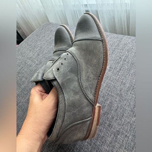 Free People Leather Slip On Oxford Shoe Distressed
Gray (Sz 6) EU 37 - Picture 8 of 9